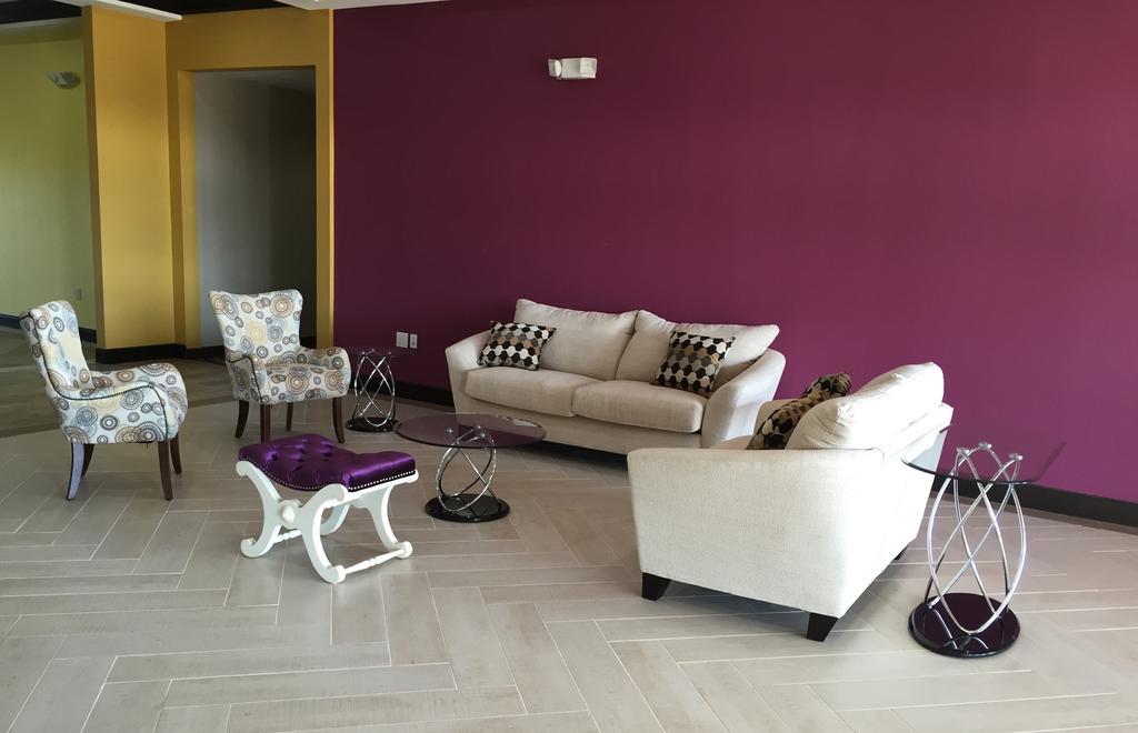 Residency Suites Cotulla Bagian luar foto