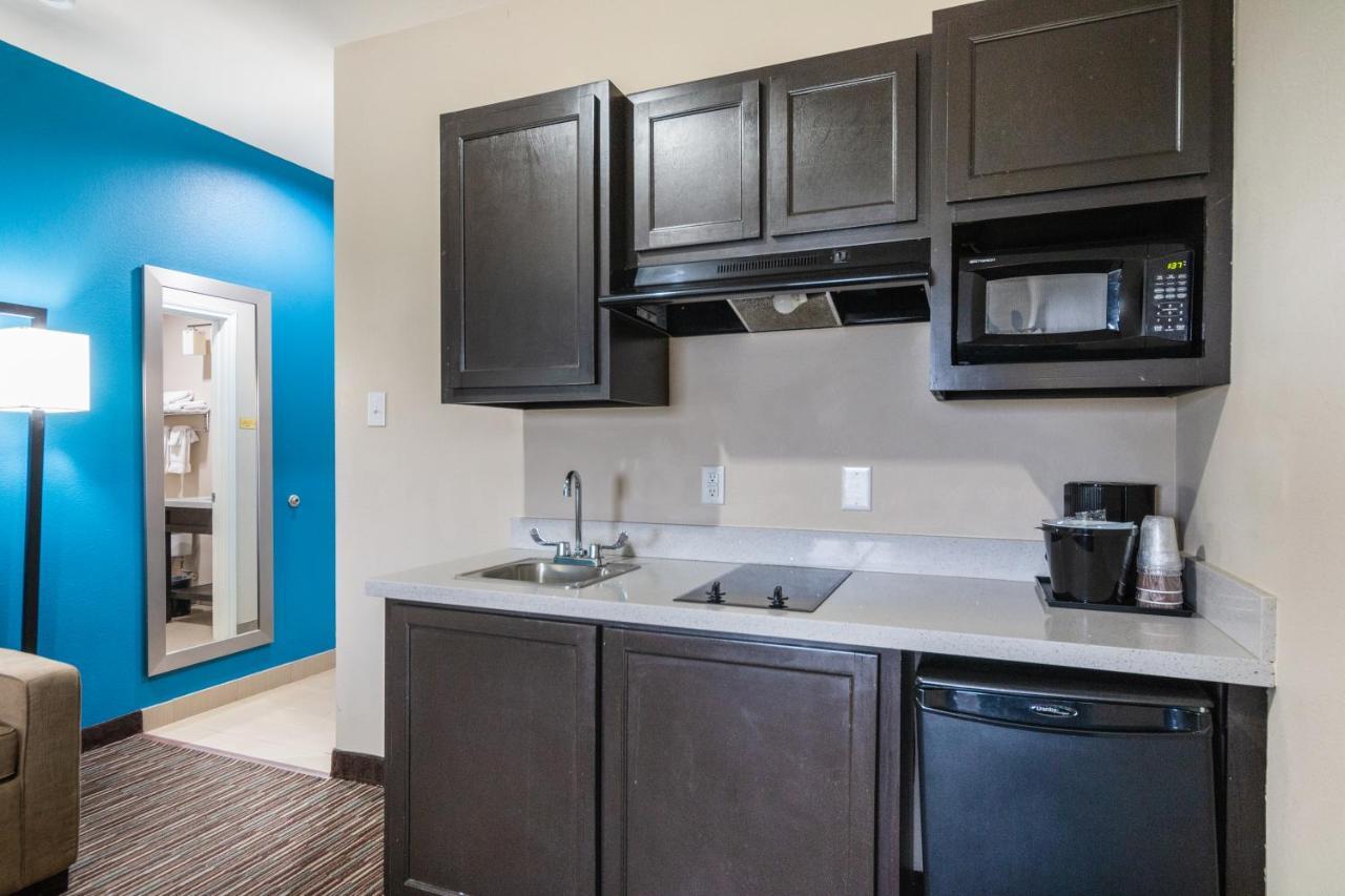 Residency Suites Cotulla Bagian luar foto